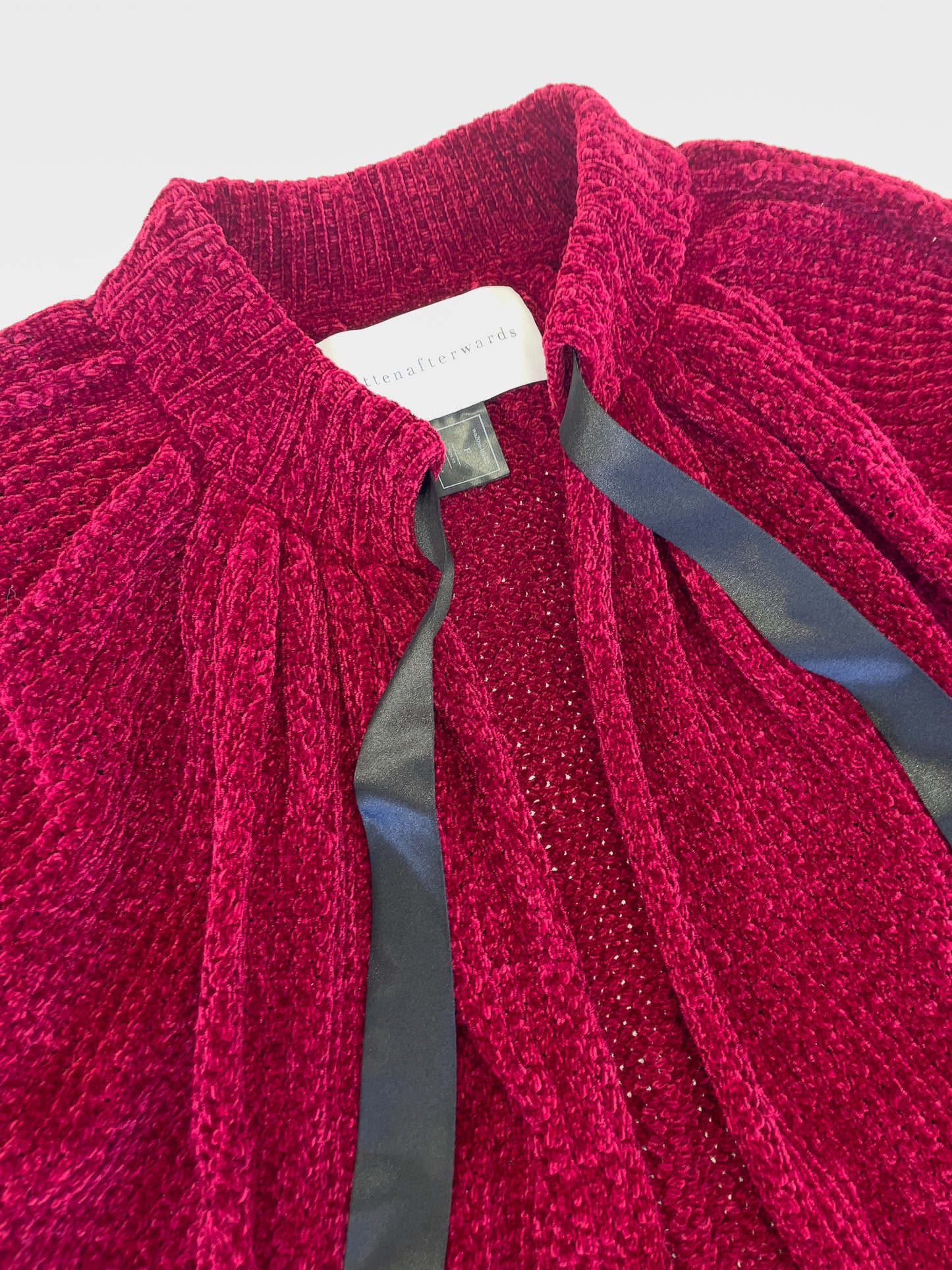 3D knit cardigan