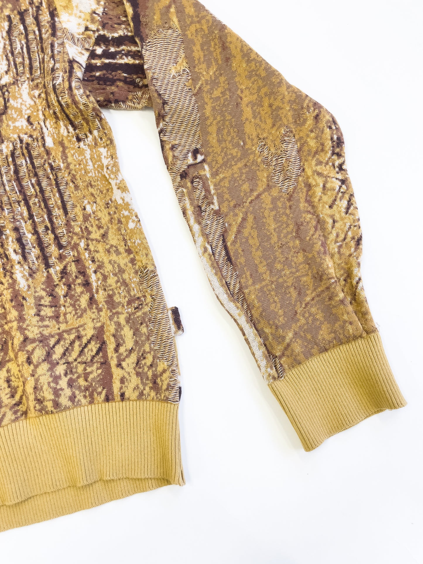 cardboard pattern knit