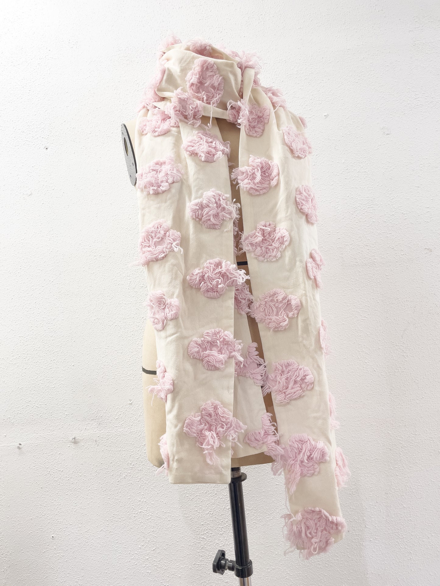 cross jacquard muffler