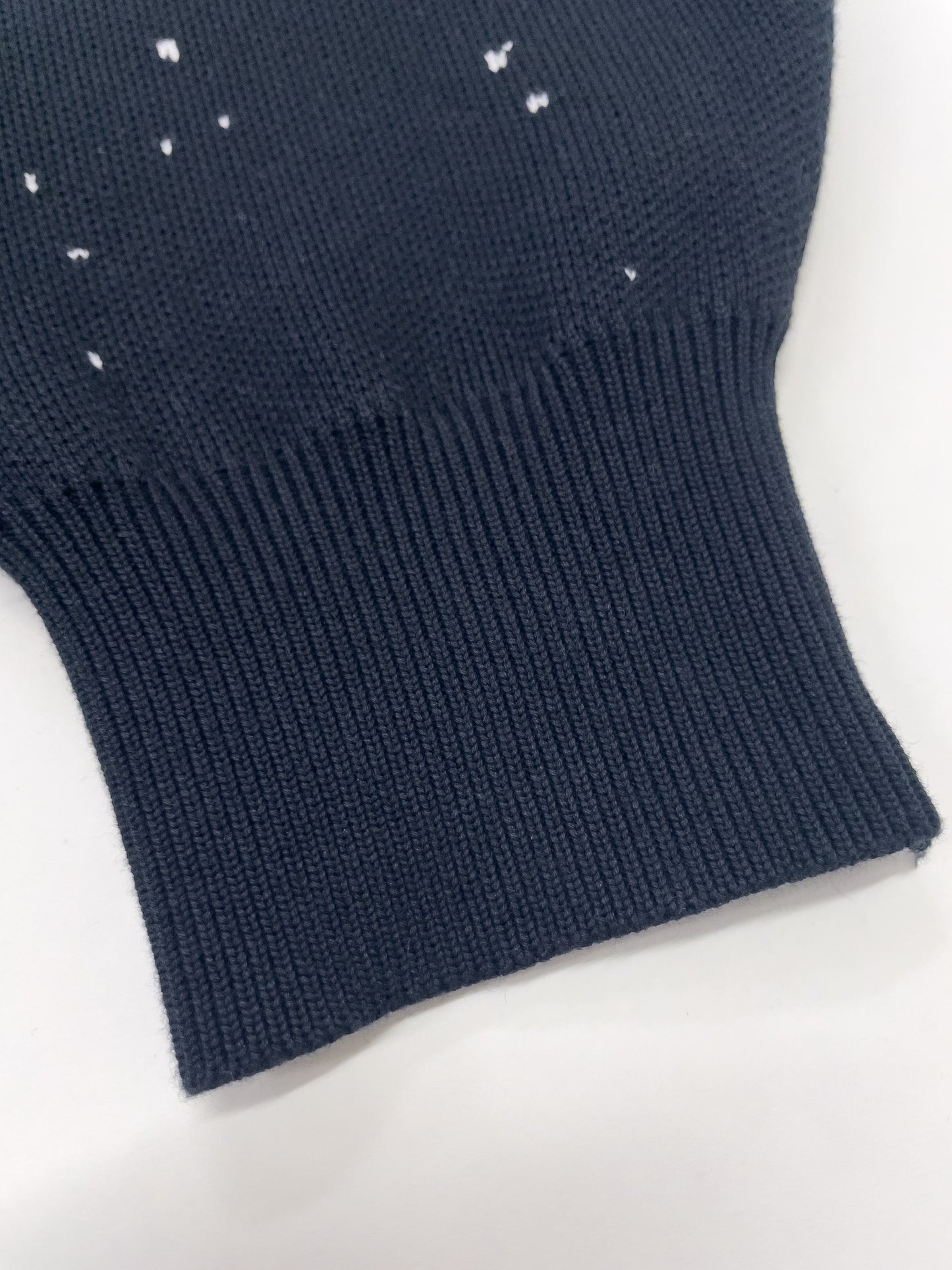 drawing motif knit