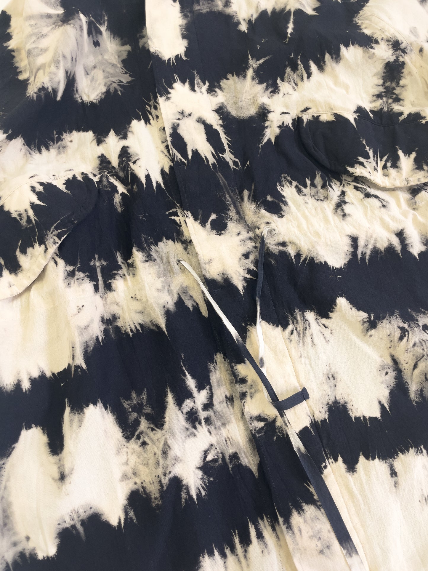 bleaching tie-dye mountain coat