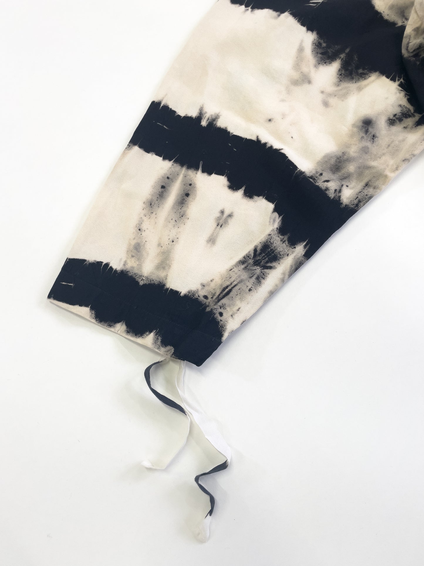 bleaching tie-dye mountain coat
