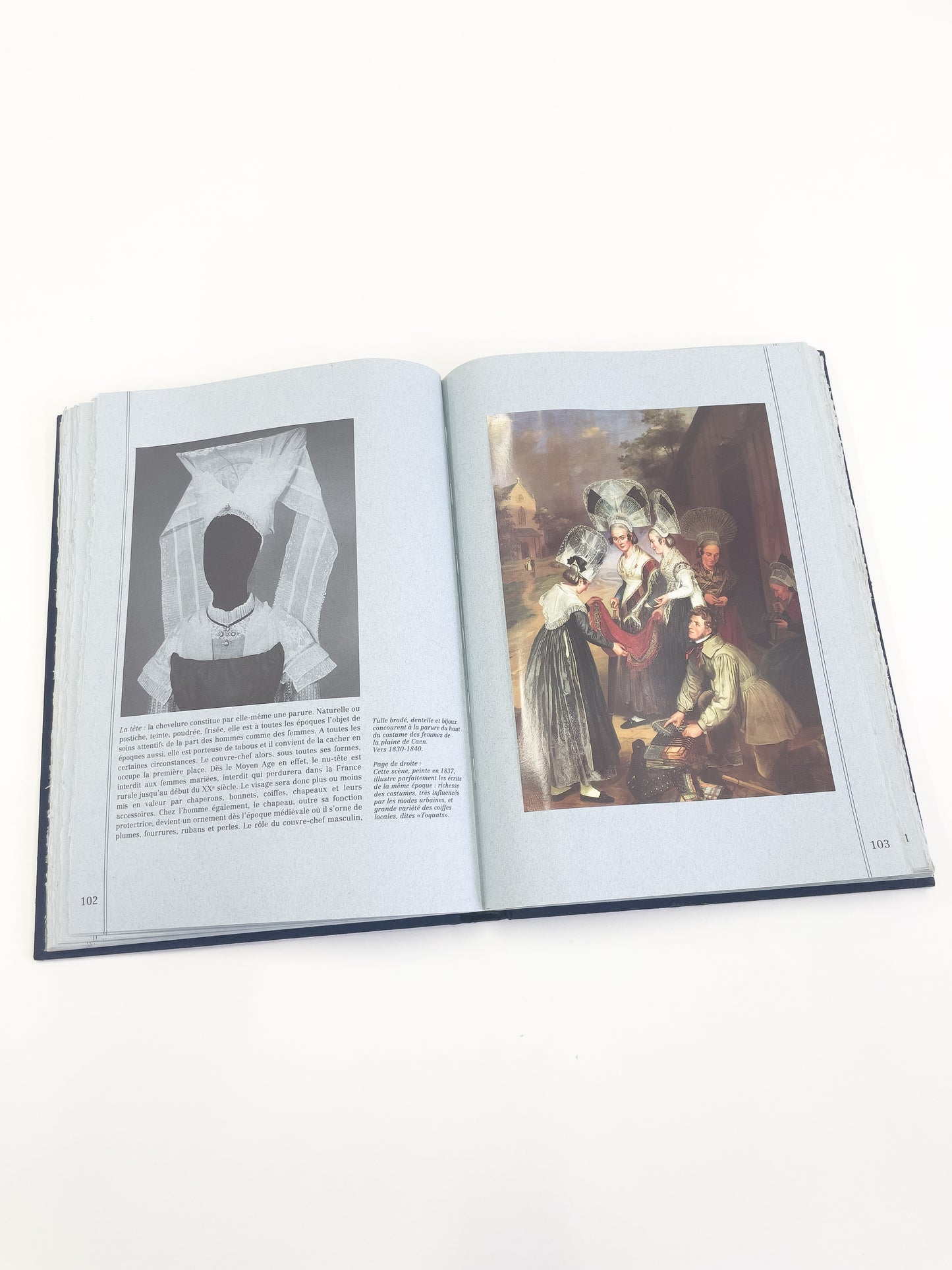 「MILLE ANS DE COSTUME FRANÇAIS」
