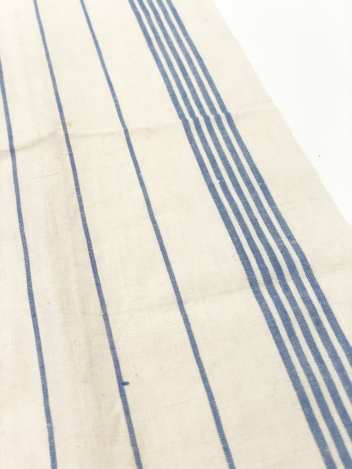 cloth -blue stripe-