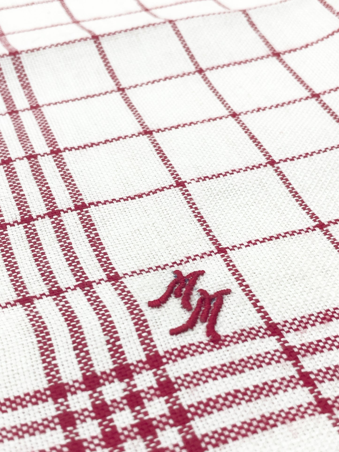 cloth -red check-