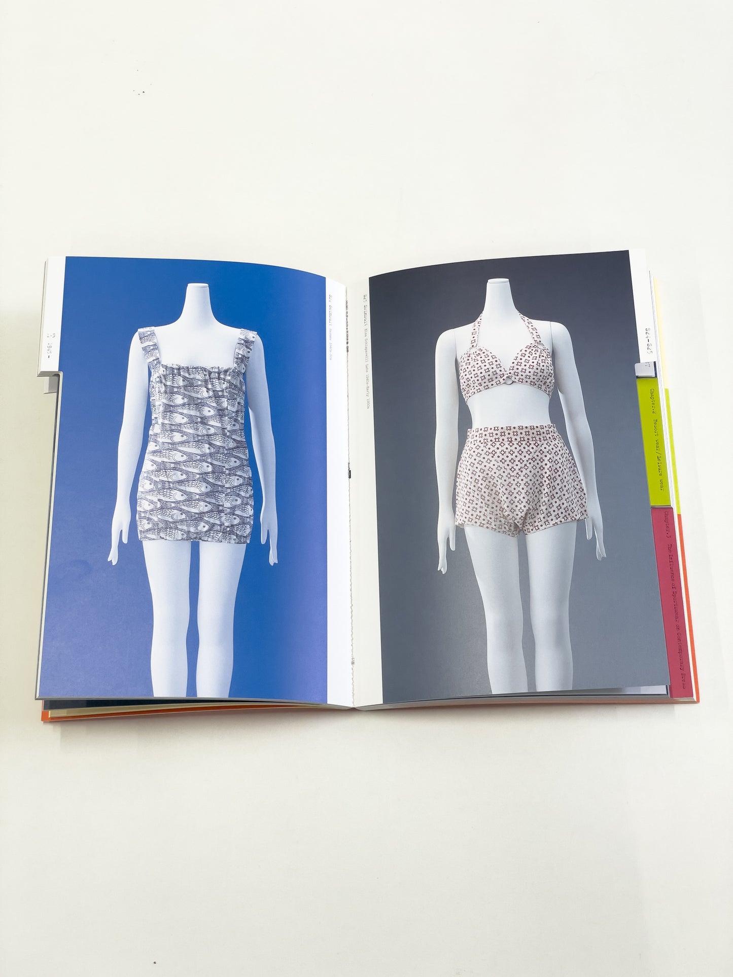 「Women and Sports wear」