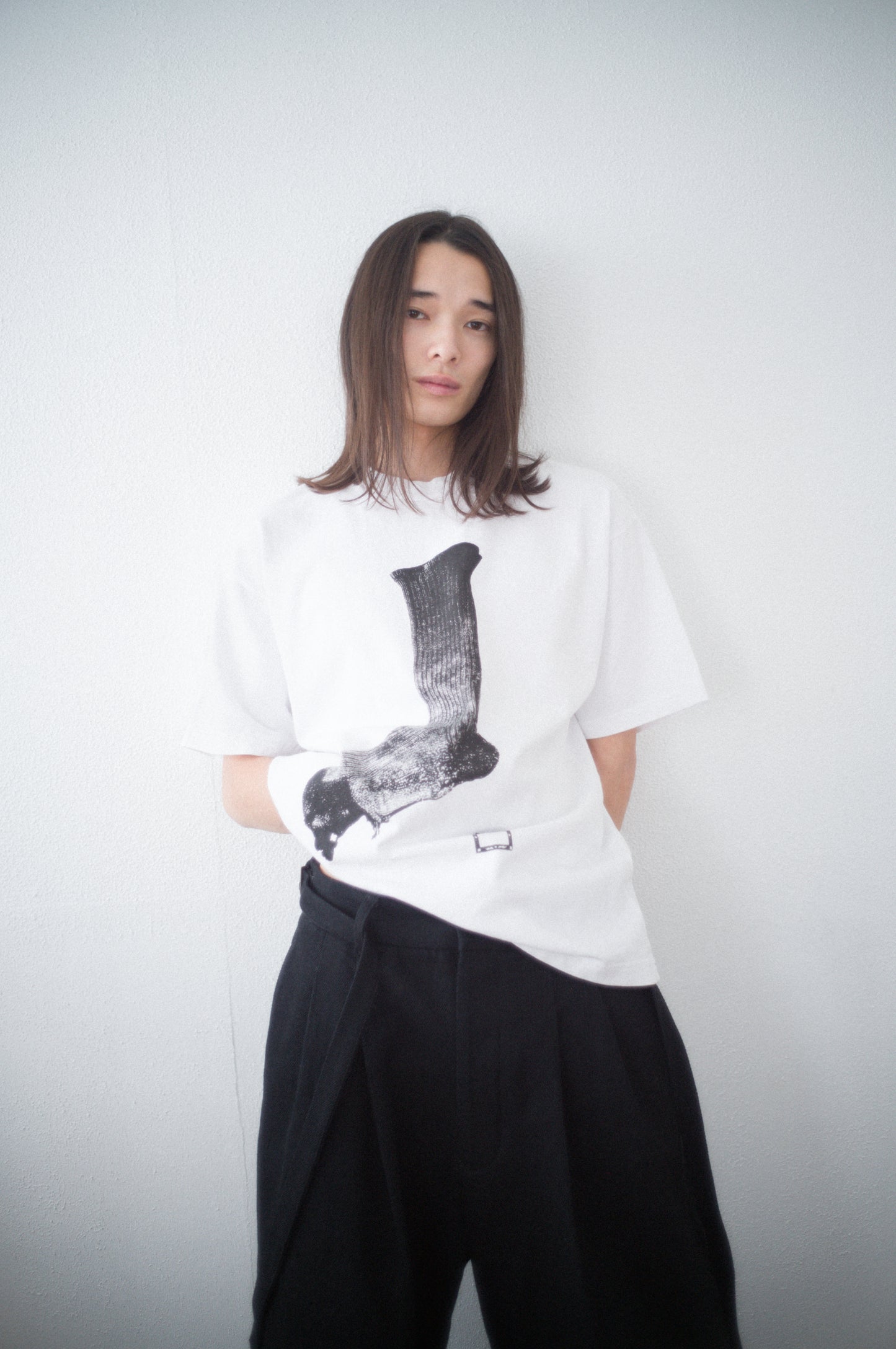 market print T-shirt <socks>