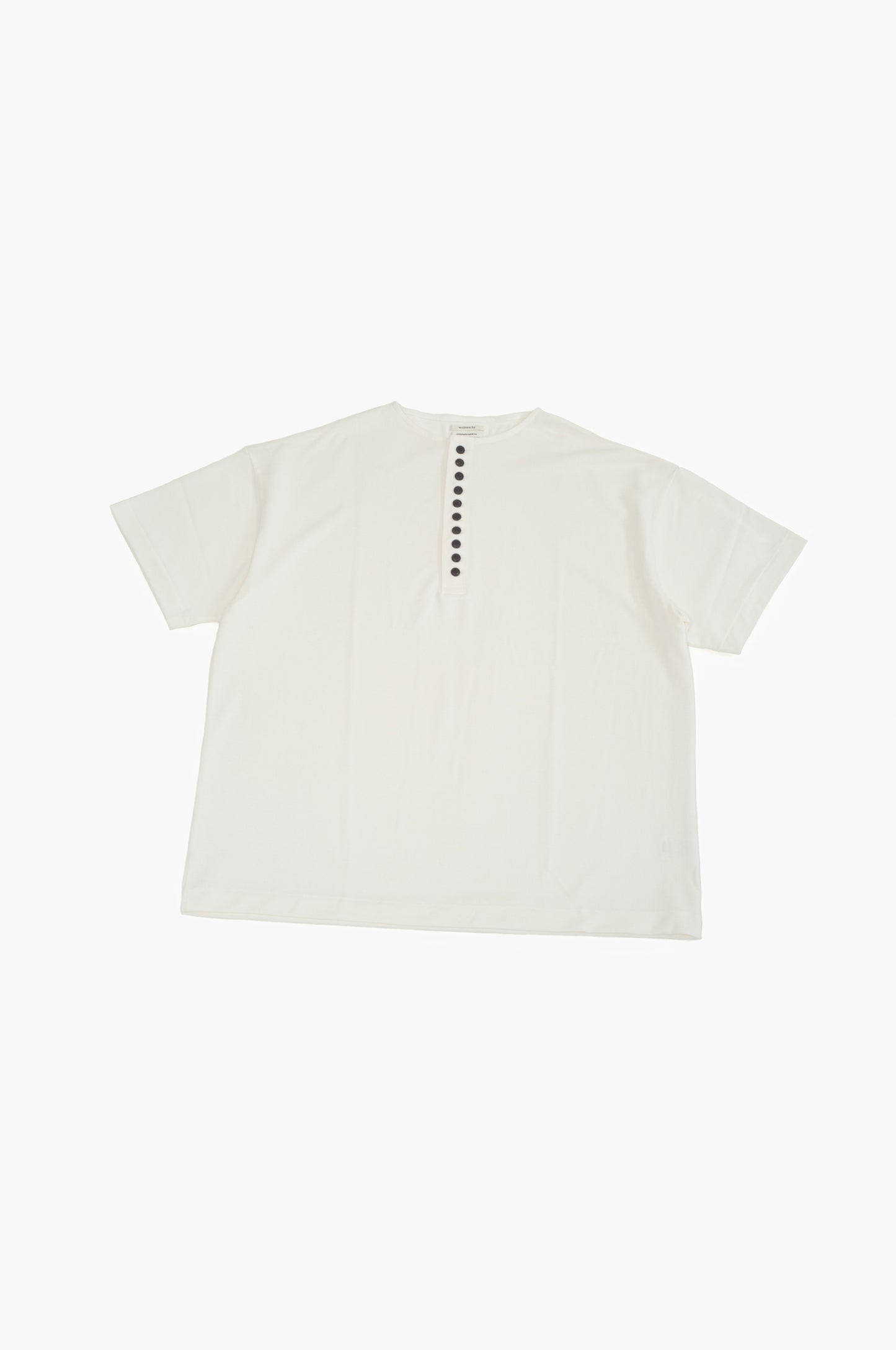 ten button T-shirt