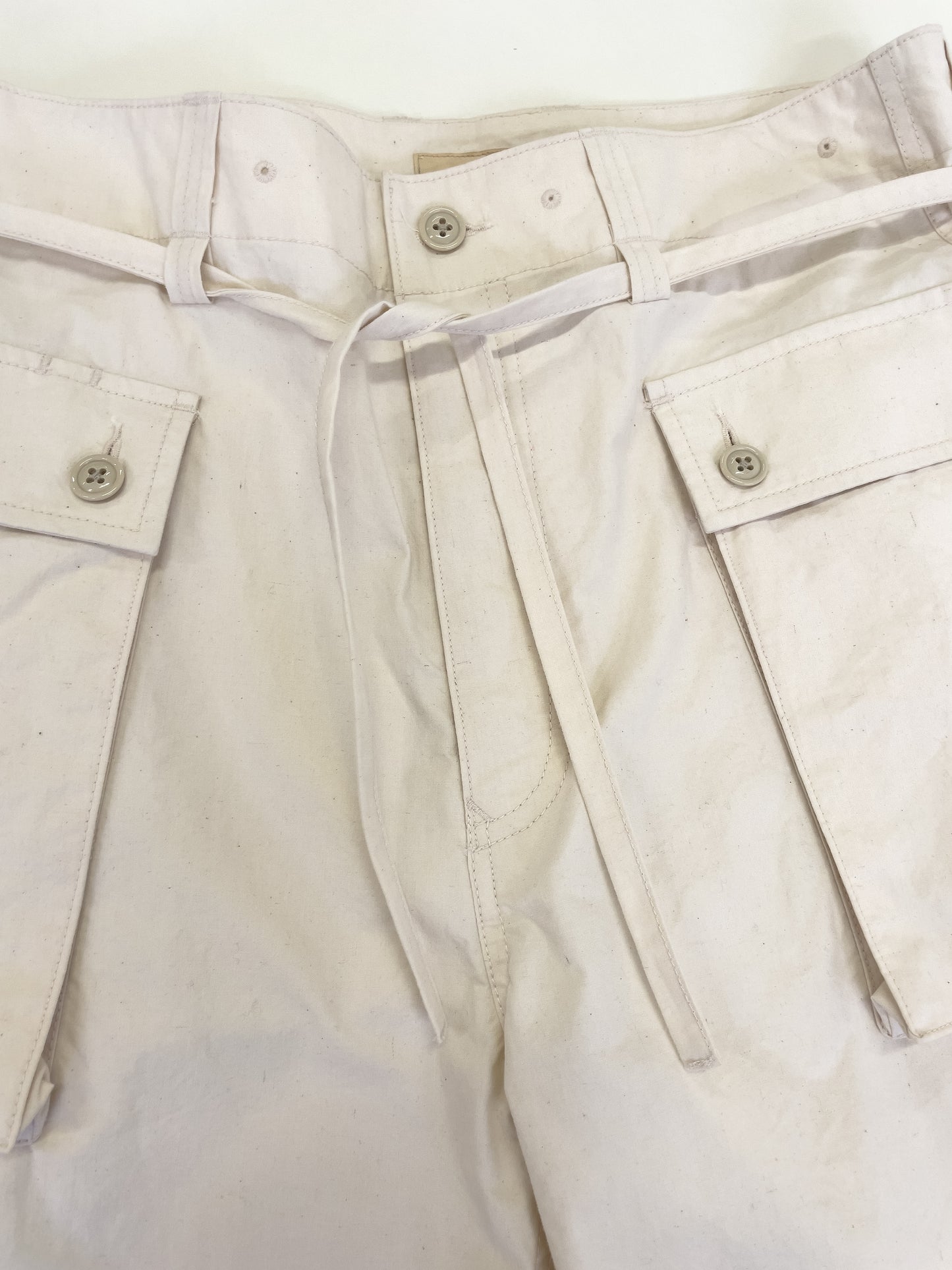 MULTI POCKET SHORT PANTS