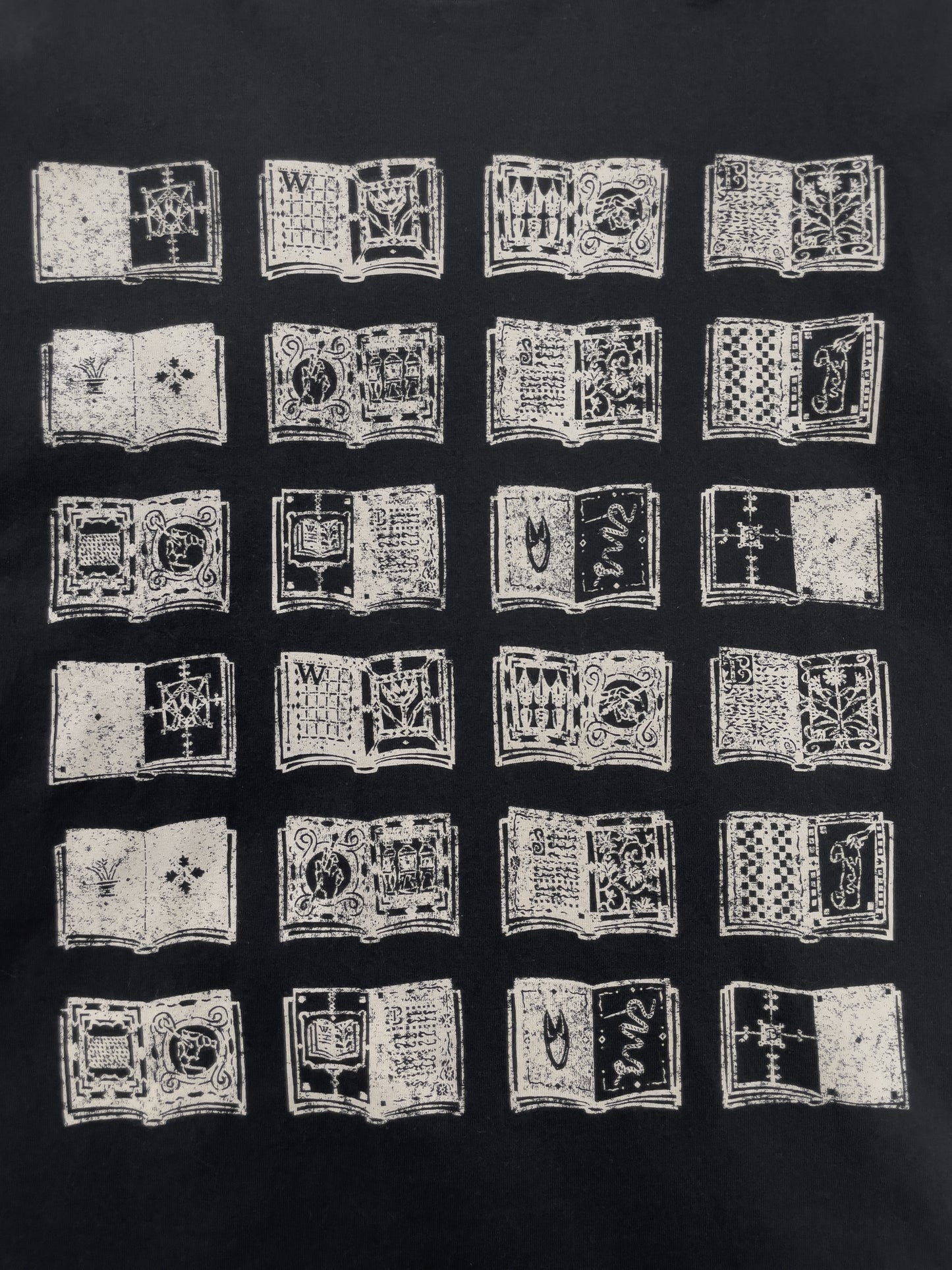 DISCHARGE PRINT T-SHIRT