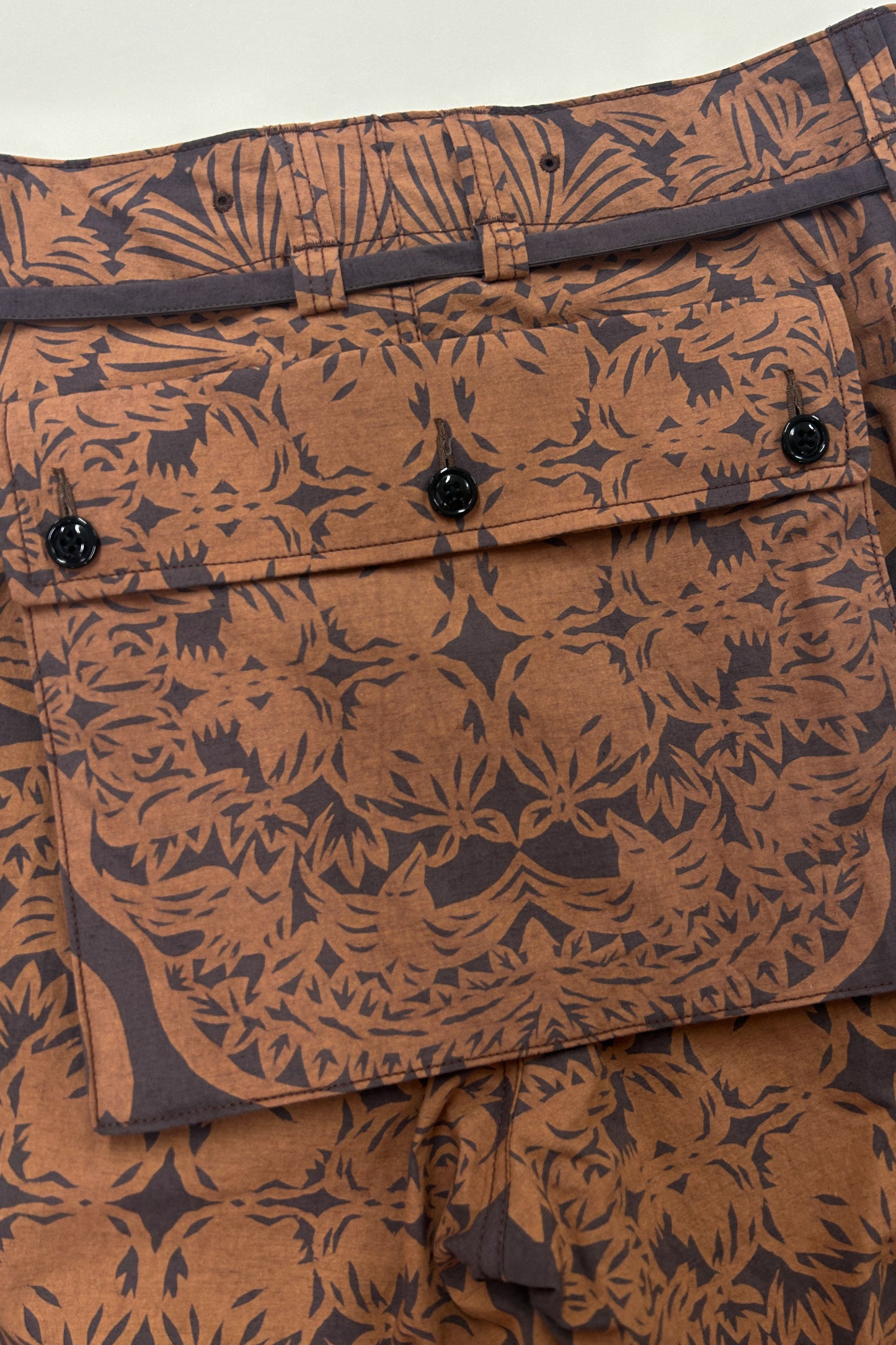 KIRIE MULTI POCKET SHORT PANTS