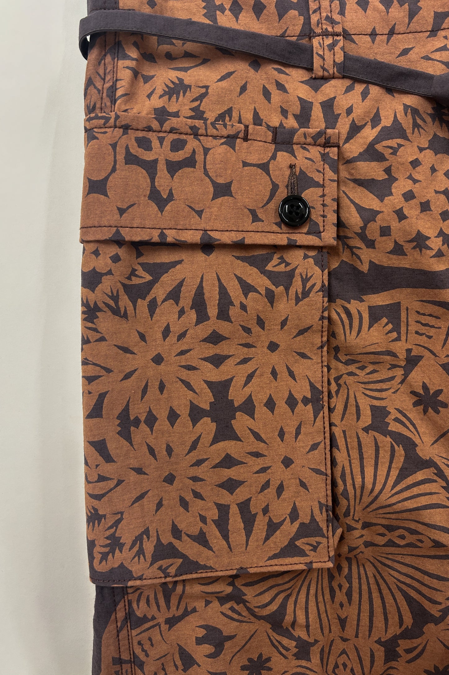 KIRIE MULTI POCKET SHORT PANTS