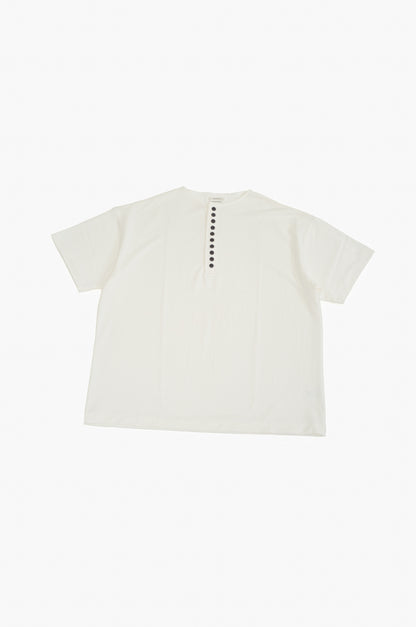 ten button T-shirt